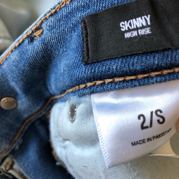 Express Skinny Jeans - 2 Short - Picture 5 of 5
